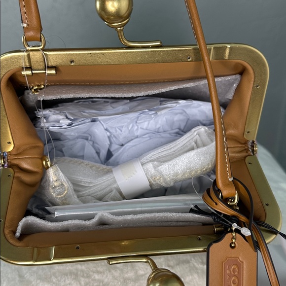 Coach Kisslock Frame Bag In Crystal Signature Jacquard - Picture 7 of 8